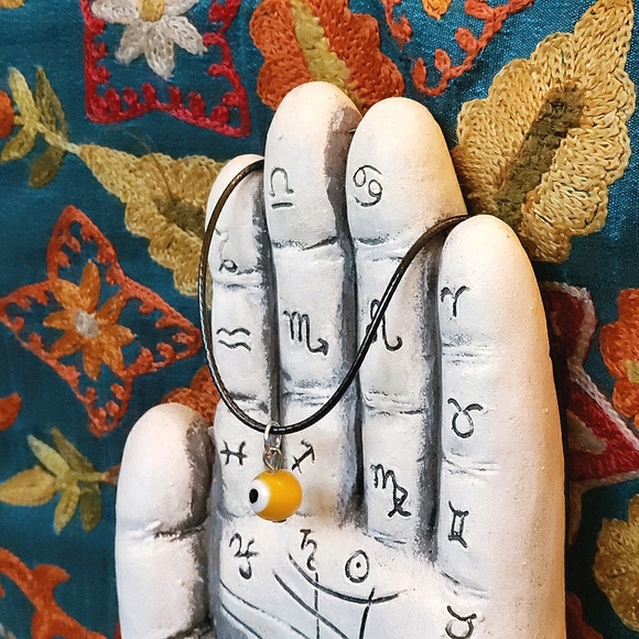 Evil Eye Pendant Necklace Yellow Murano Glass NWT - Picture 3 of 8